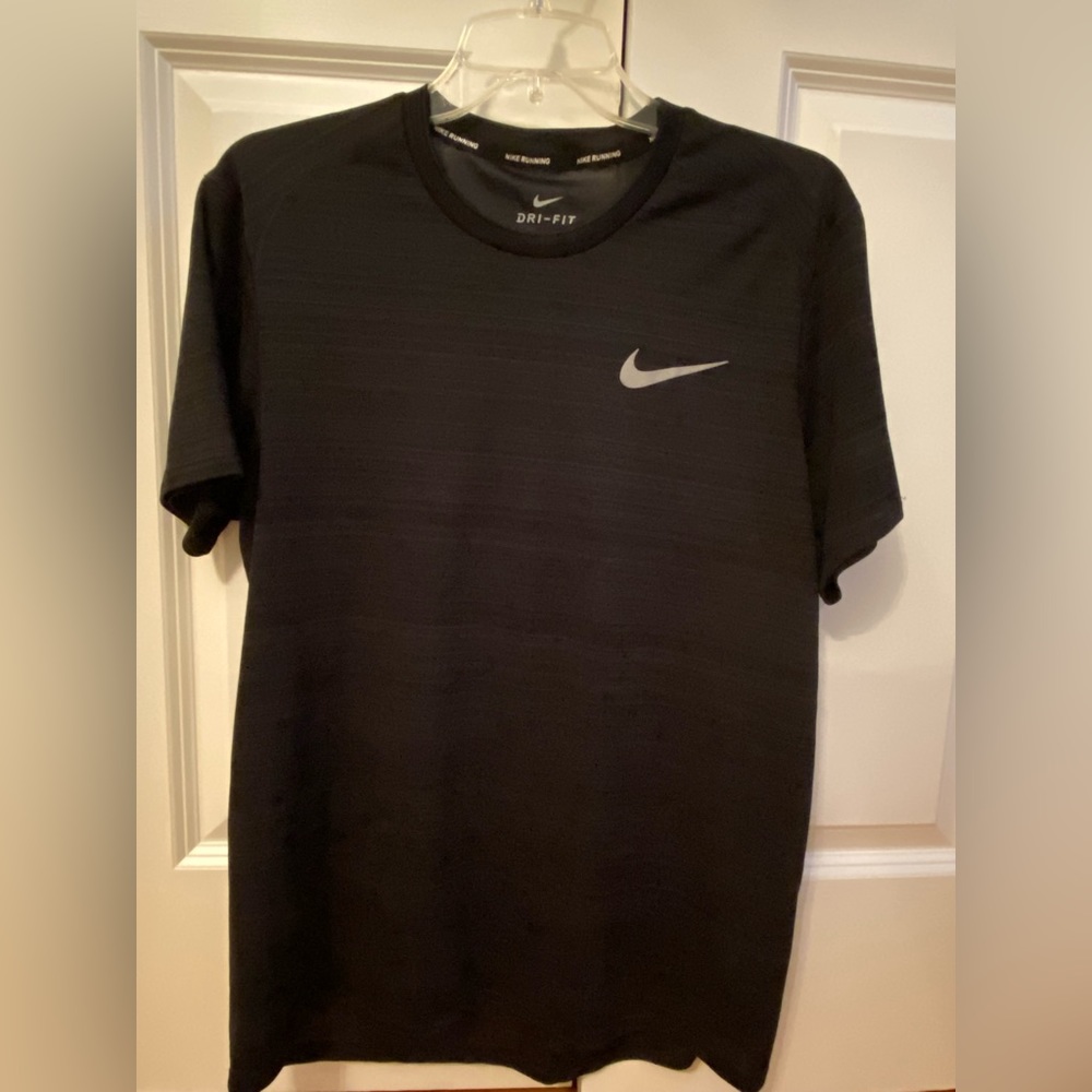 Men’s Nike Tee